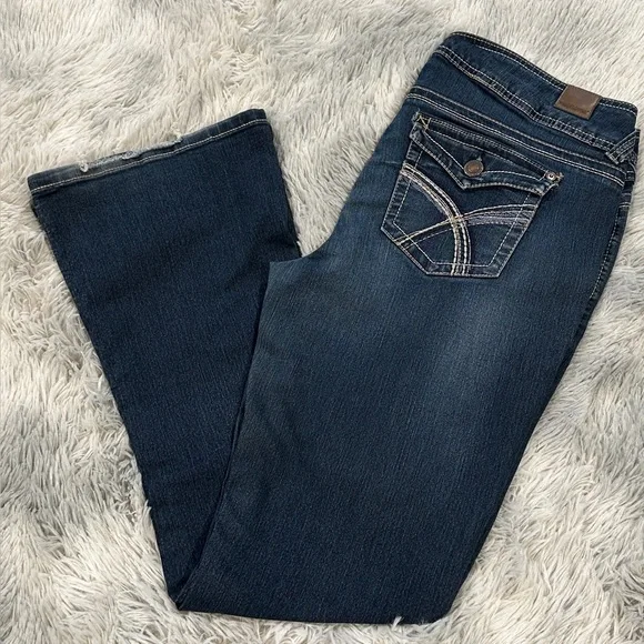 Wallflower Indigo Bootcut Flare Jeans - Picture 11 of 12